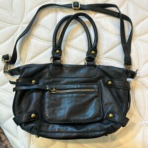 Linea pelle Dylan purse black